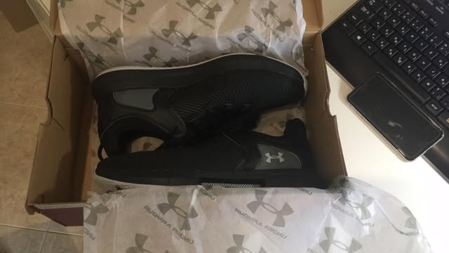Under Armour cross-training cipő